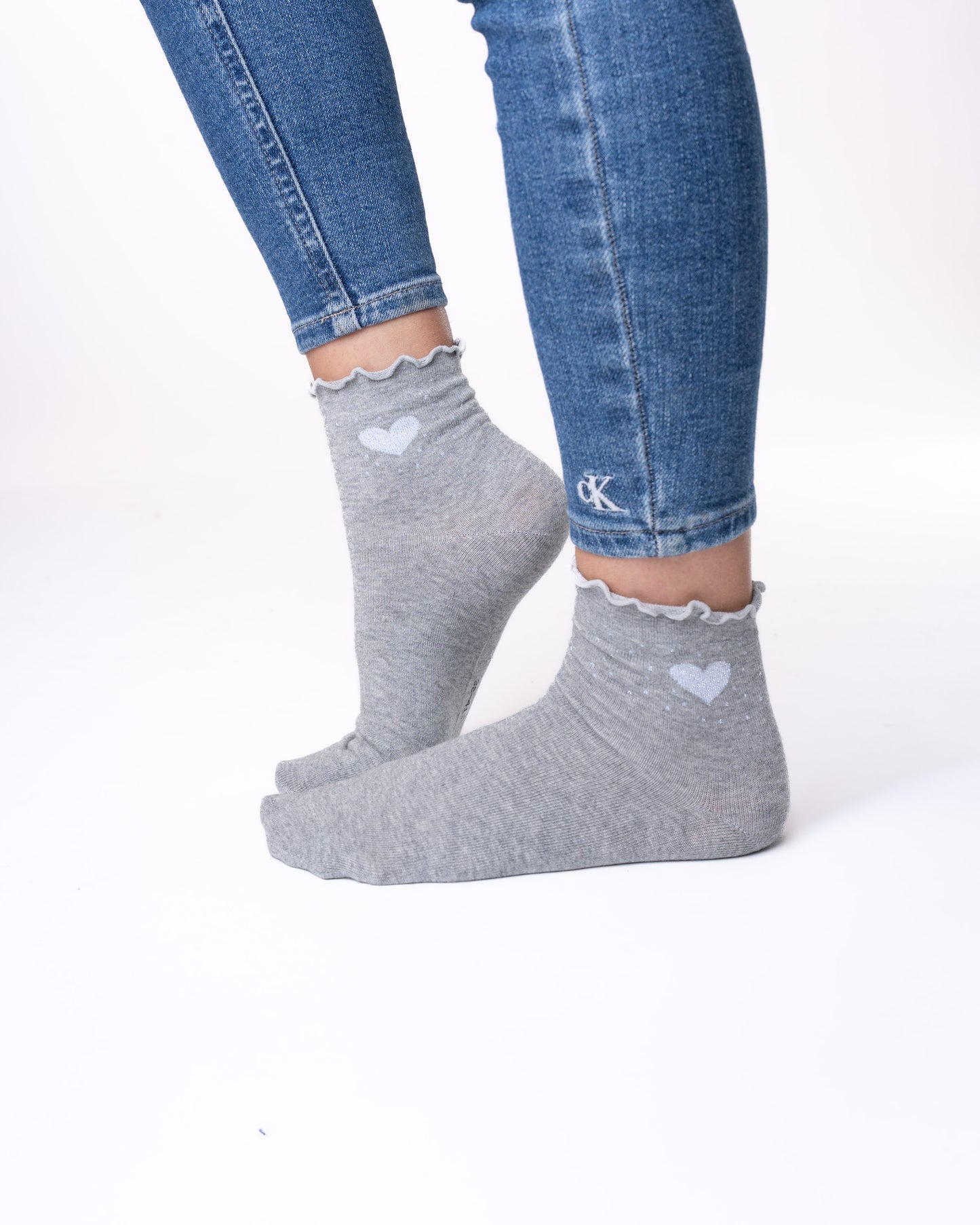 6 párov dámskych ponožiek bez gumy, stredne vysoké strieborné srdce 5827