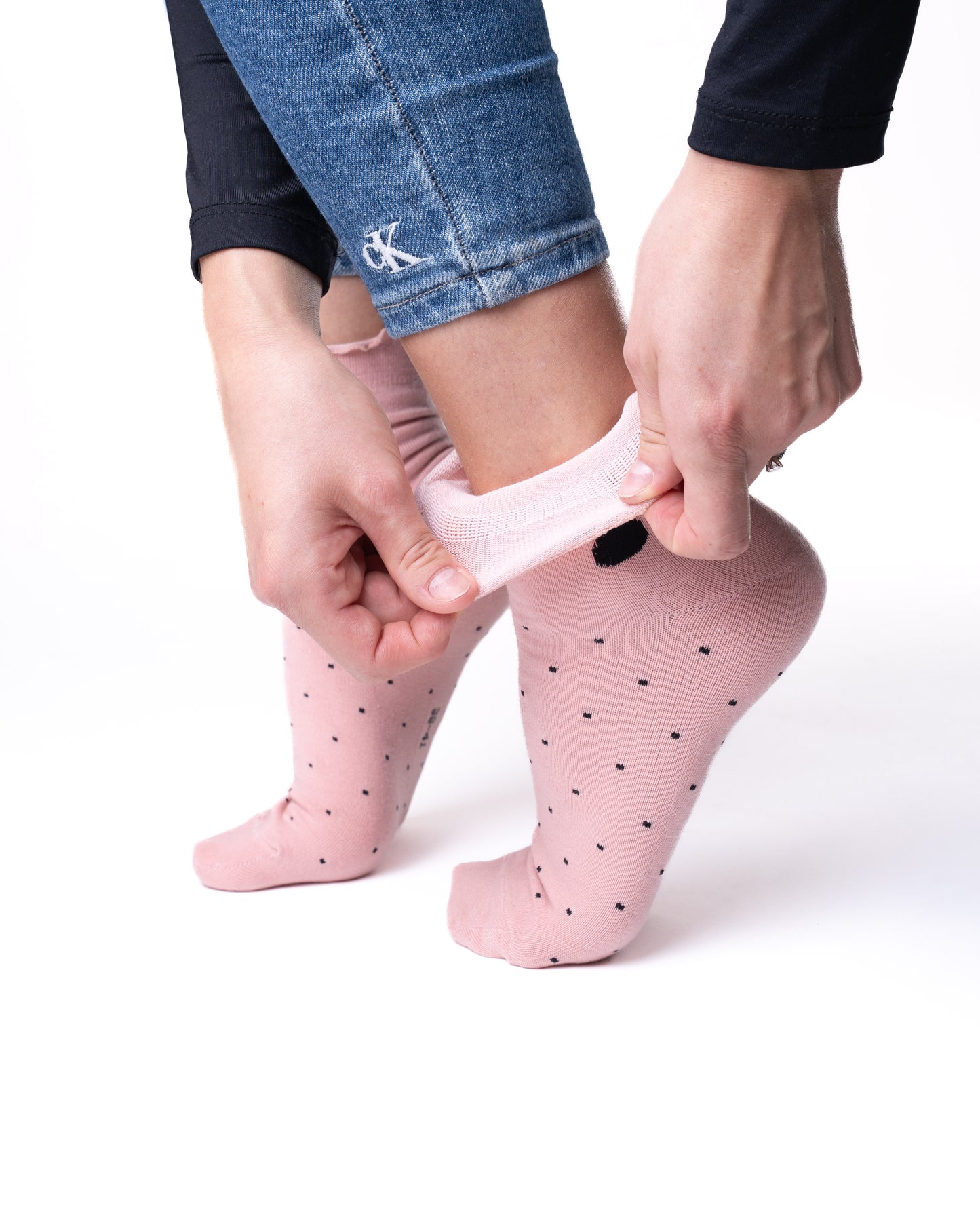 6 párov dámskych ponožiek bez gumičiek, stredne vysoké s pol. 5682