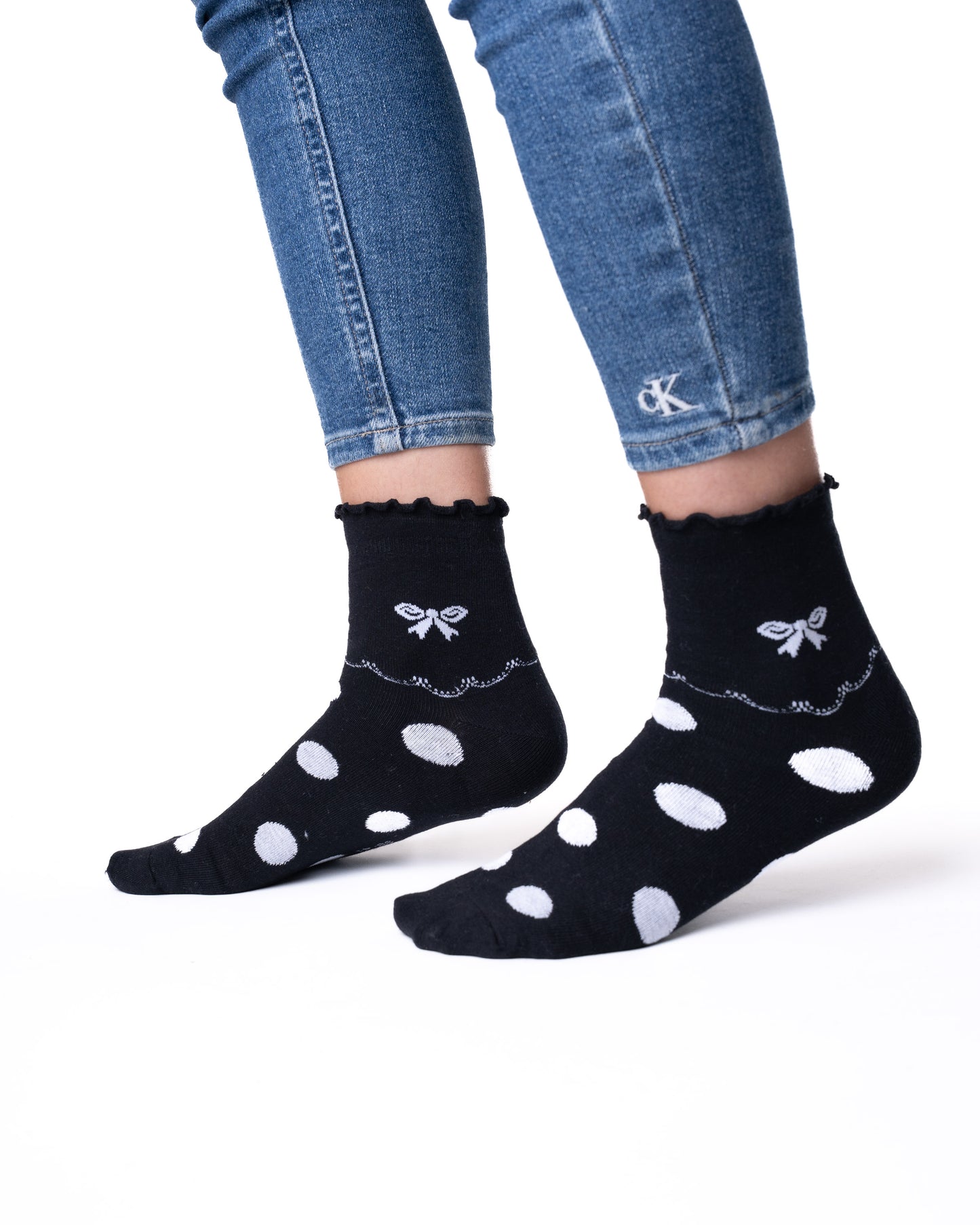 6 párov dámskych ponožiek bez gumy, stredne vysoké čierno-biele 5681