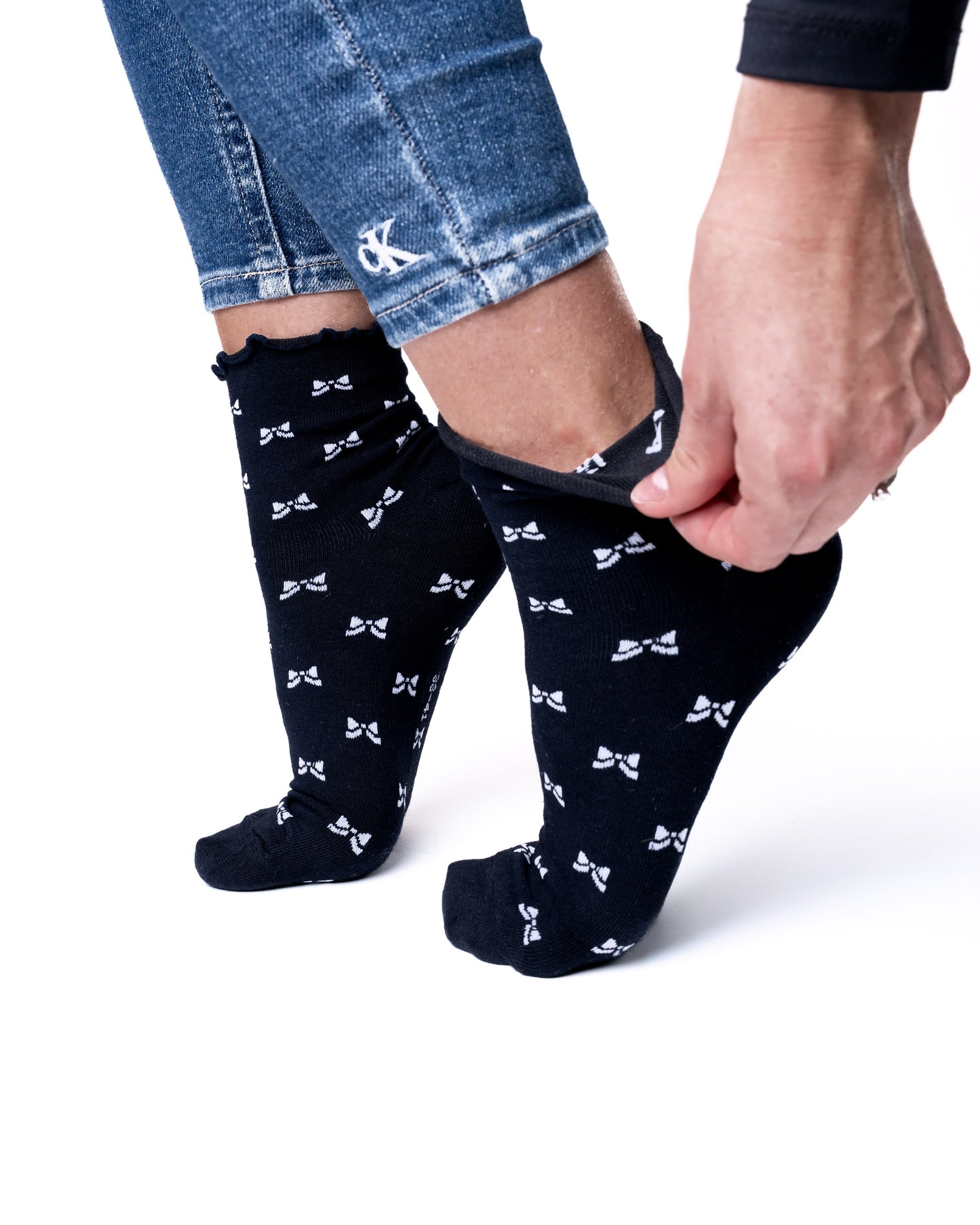 6 párov dámskych ponožiek bez gumy, stredne vysoké so vzormi 5802